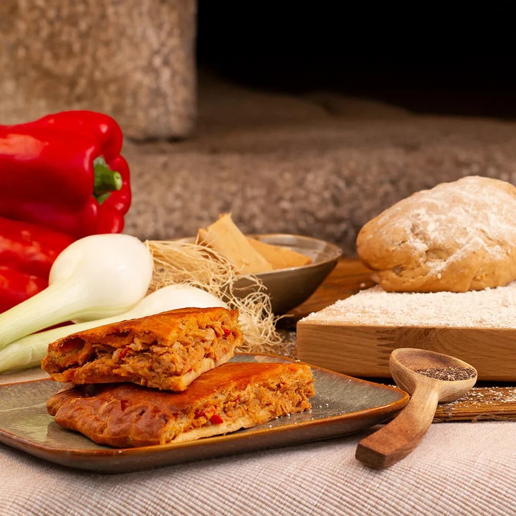 EMPANADA-con-ingredientes
